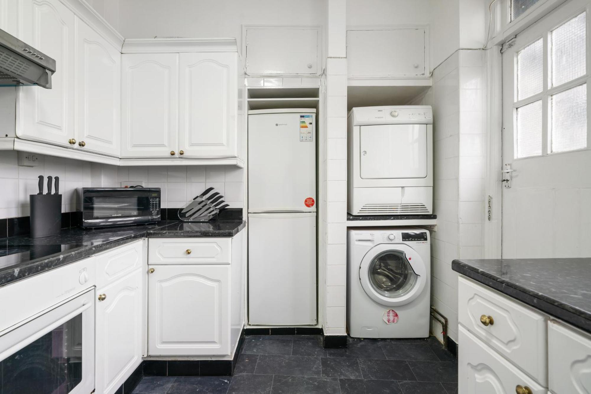 Elegant 2-bedroom In Prime Marble Arch 23gm Apartament *